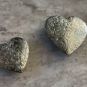 Concho Screwed back Hearts engraved paisley floral vintage